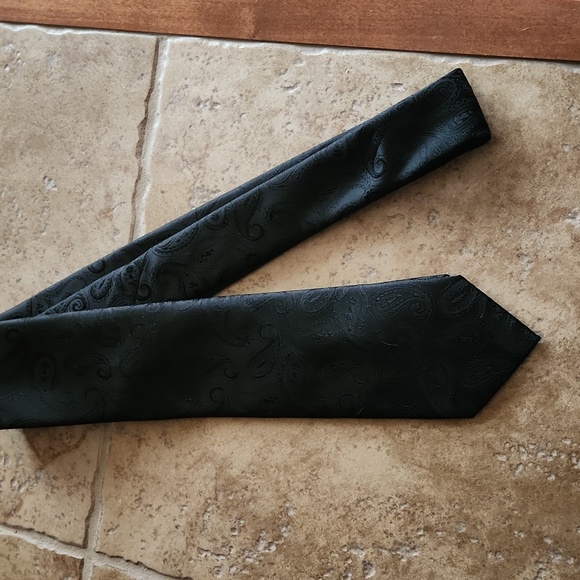 Stafford black necktie - Picture 5 of 6
